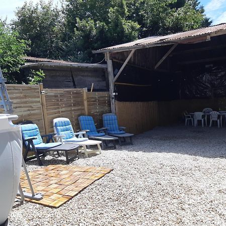 Saint-Cyran-du-Jambot La Java מראה חיצוני תמונה