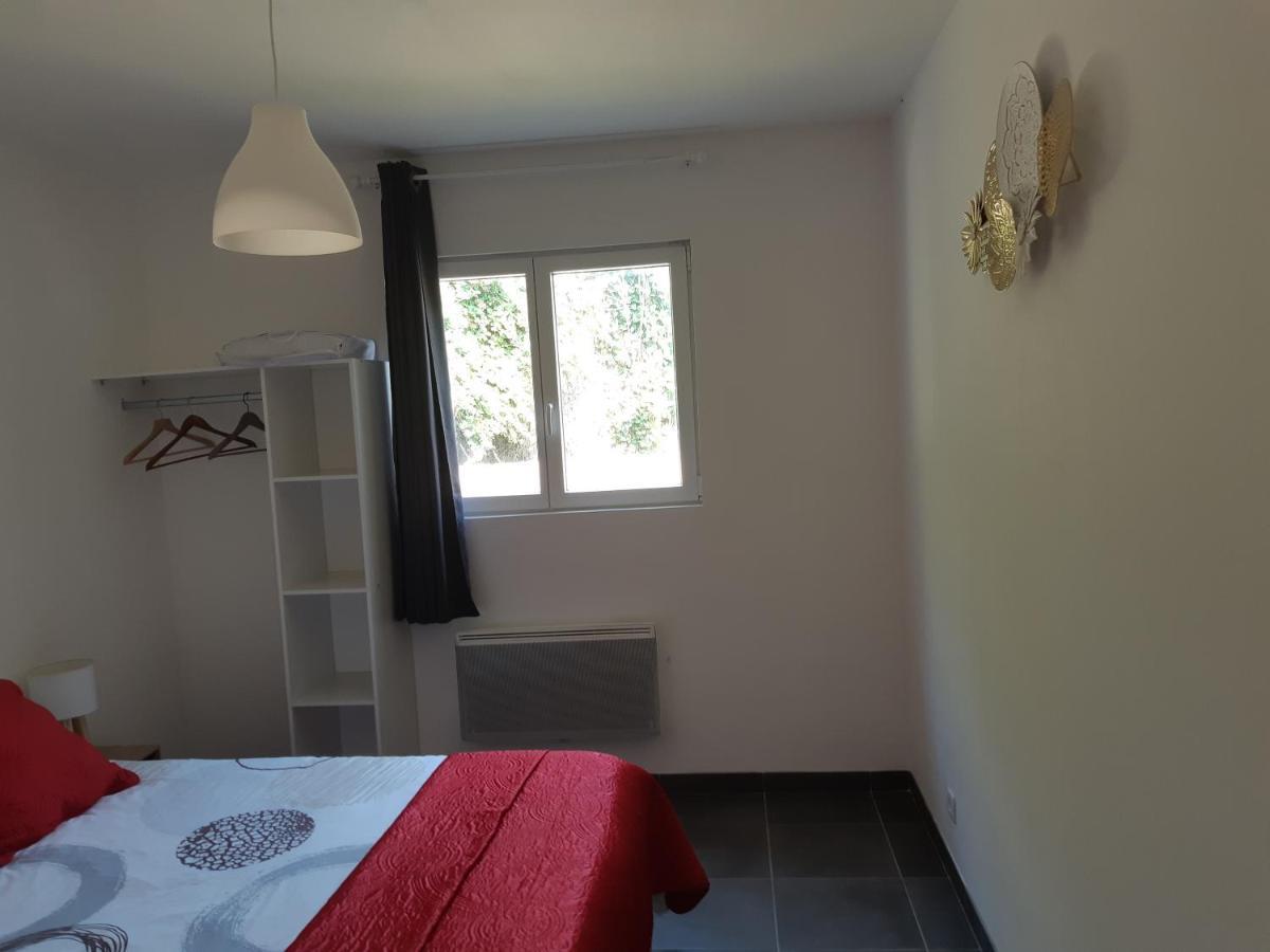 Saint-Cyran-du-Jambot La Java מראה חיצוני תמונה