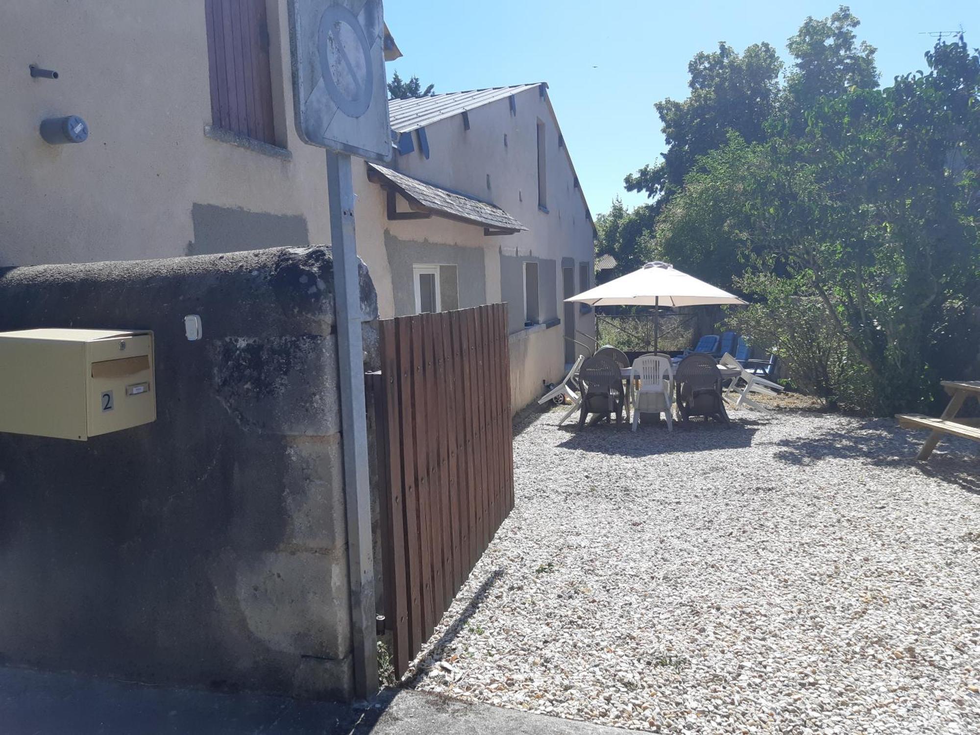 Saint-Cyran-du-Jambot La Java מראה חיצוני תמונה